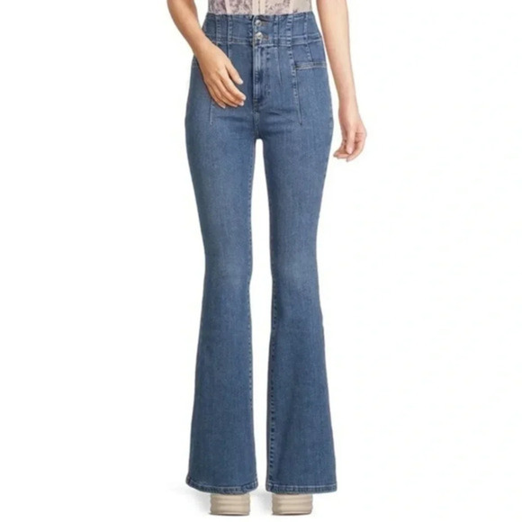 Free People Jayde High Rise Stretch Denim Flared Leg Denim Jeans B2084 - Picture 1 of 7